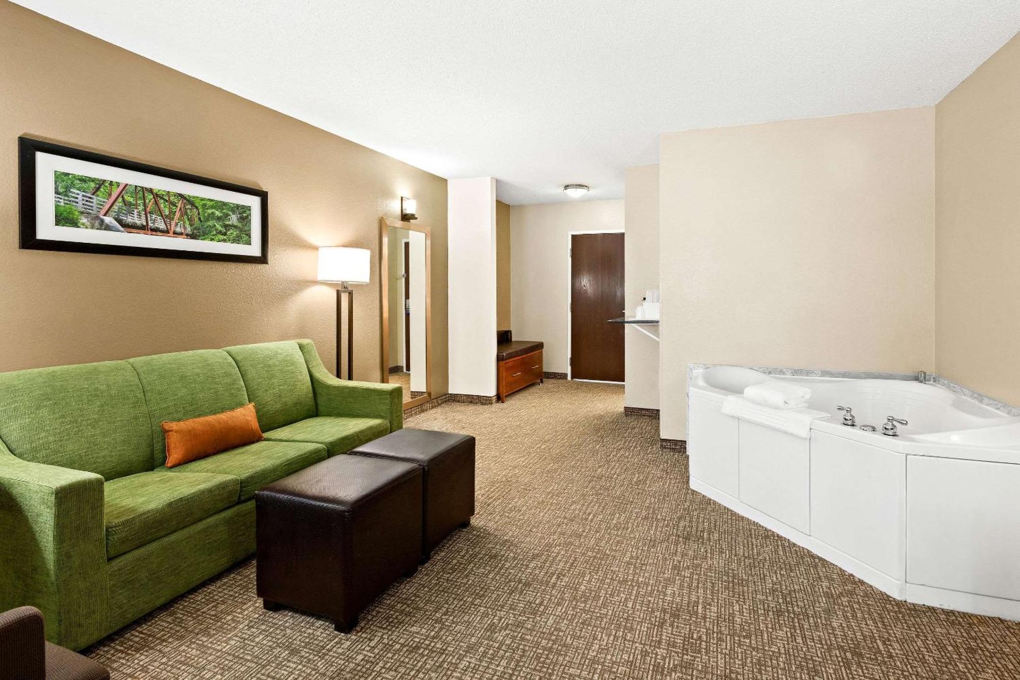 Comfort Suites Abingdon I-81 Buitenkant foto